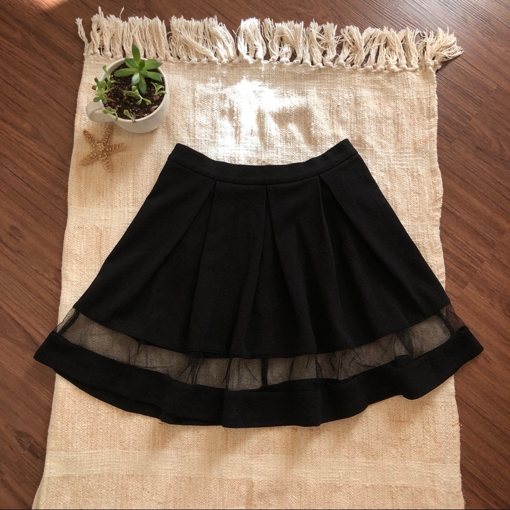 Black Papaya Skirt